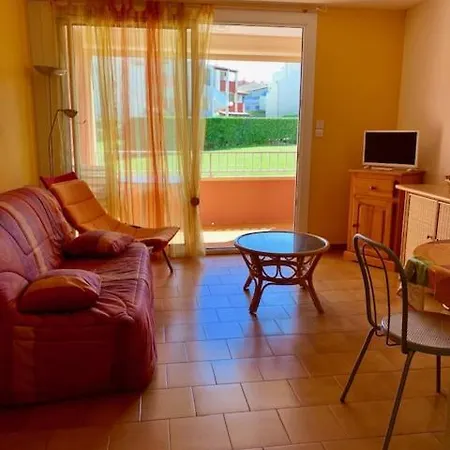 4 Pers, Vue Piscine Et Mer, A 50m De La Mer - Ref Ig245e *