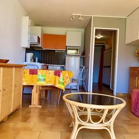 4 Pers, Vue Piscine Et Mer, A 50m De La Mer - Ref Ig245e *